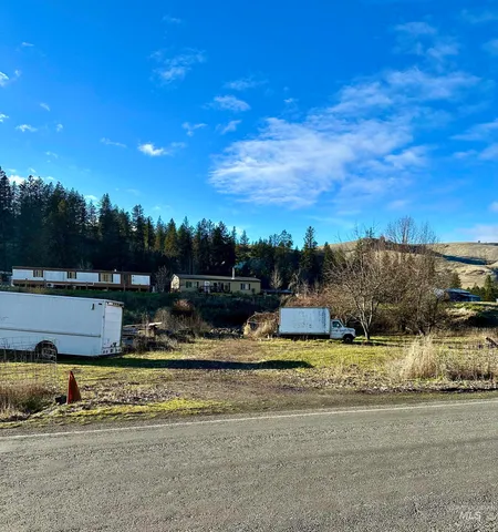$475,000 | 2685 Luke's Gulch Road, Stites, ID 83552