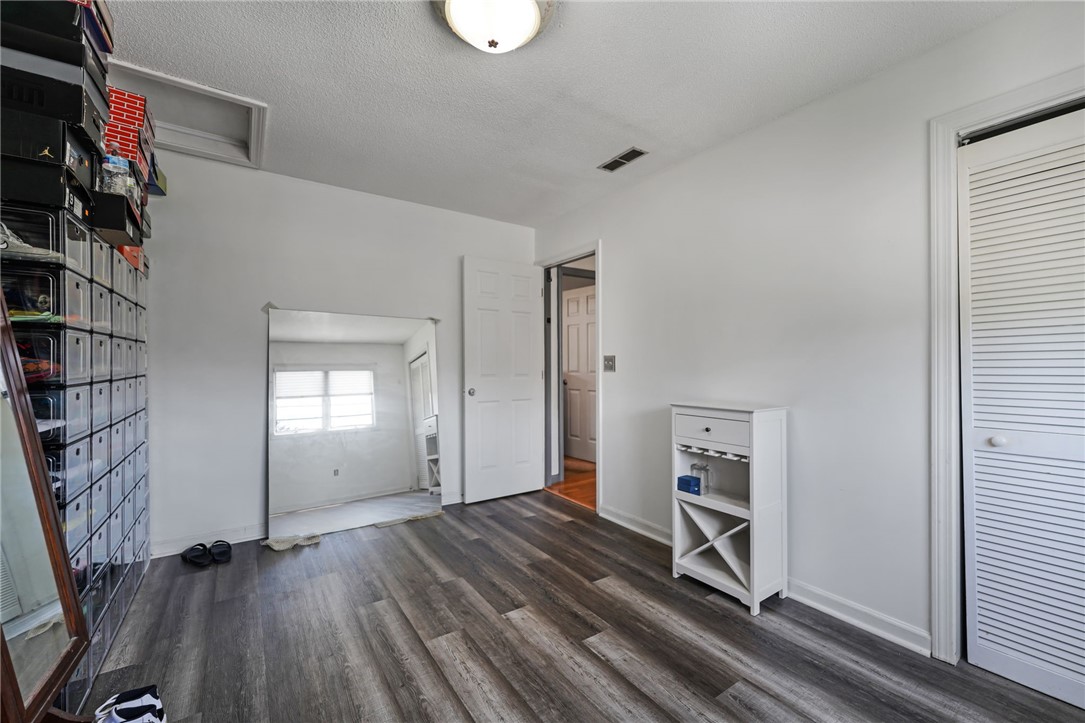 29 Valley View Drive Cranston, RI 02921 - Photo 22 of 32