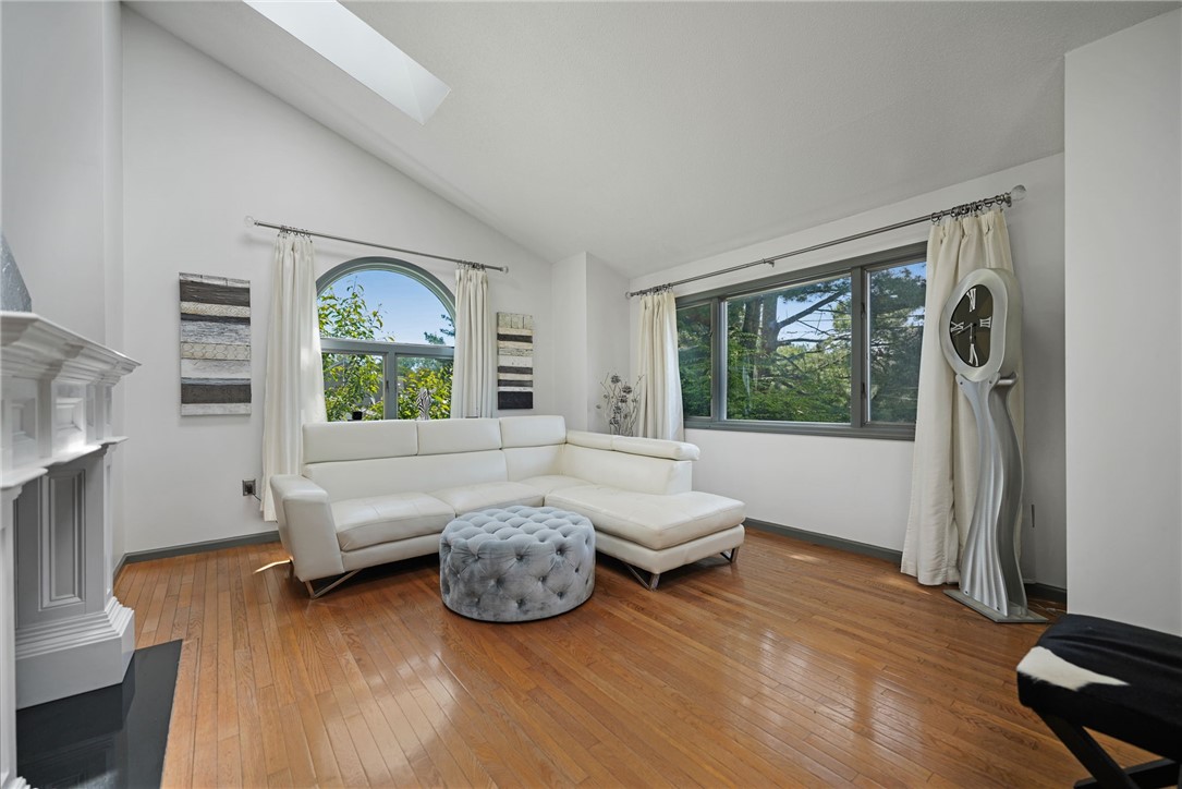 29 Valley View Drive Cranston, RI 02921 - Photo 8 of 32