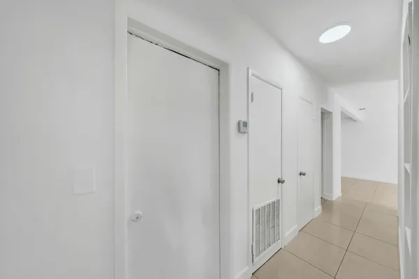 $650,000 | 16010 Northeast 5th Avenue, Miami, FL 33162