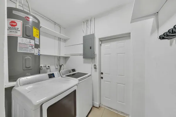 $650,000 | 16010 Northeast 5th Avenue, Miami, FL 33162