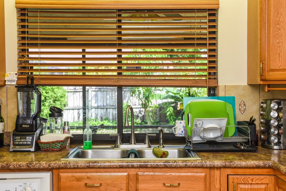 10161 182nd Lane South Boca Raton, FL 33498 - Photo 5 of 31 Kitchen 2
