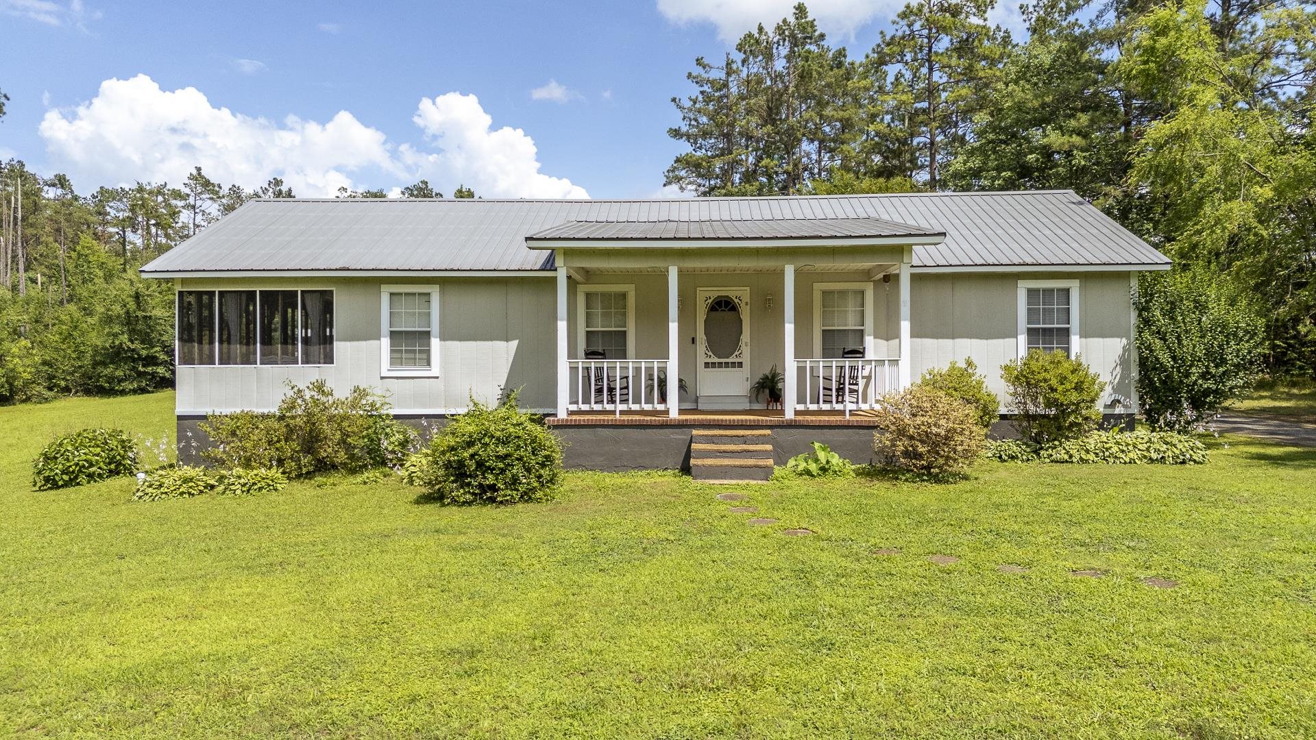 1640 Lick Creek Road Michie, TN 38357 - Photo 3 of 40