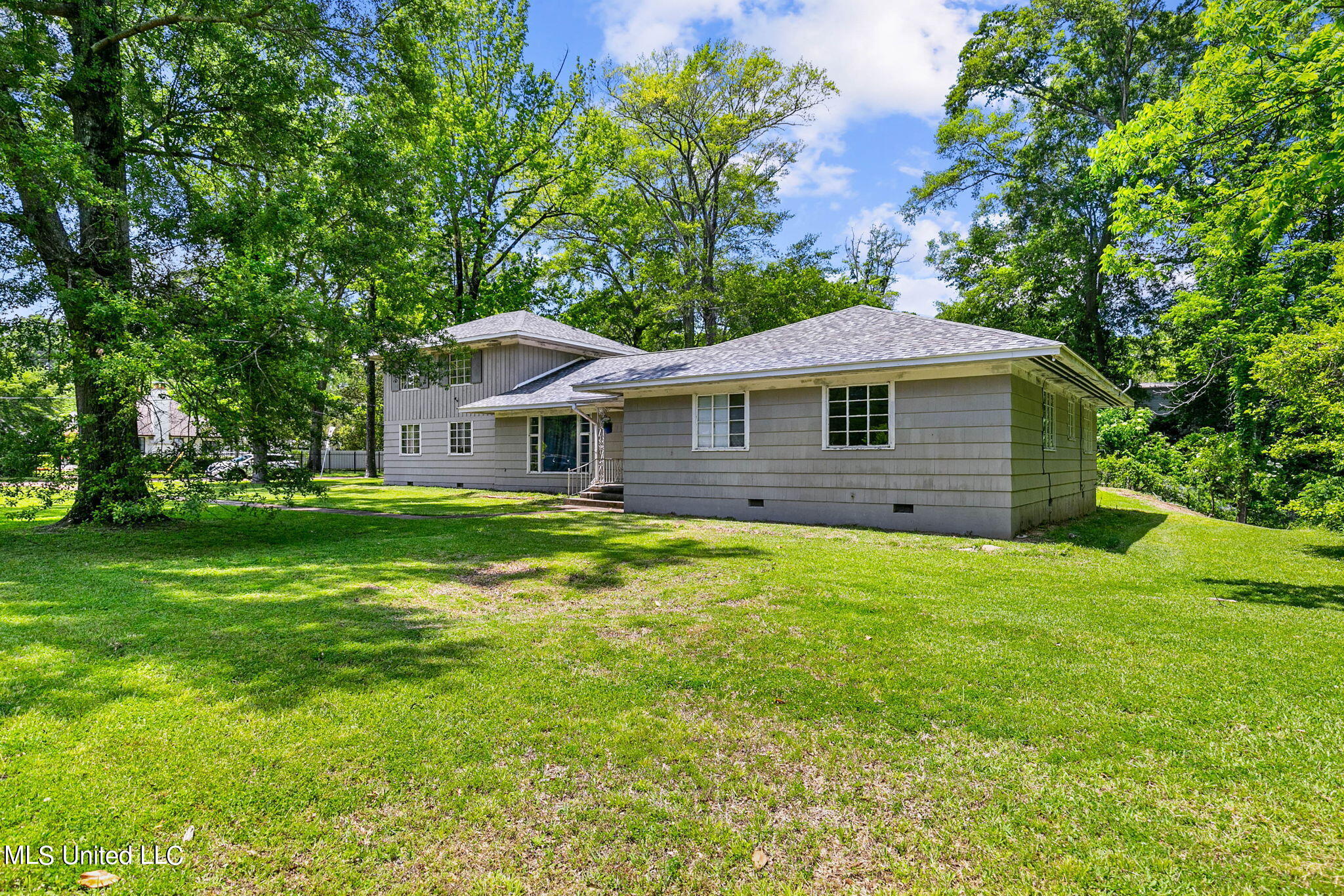 3711 Old Canton Road Jackson, MS 39206 - Photo 2 of 44 2-web-or-mls-3711 Old Canton-1