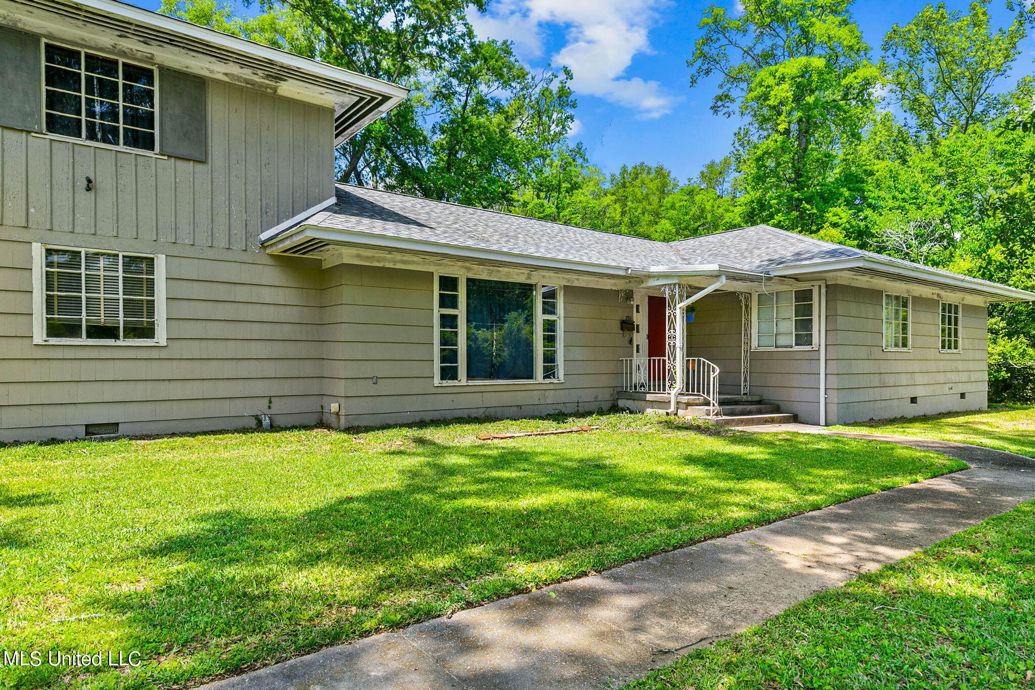 3711 Old Canton Road Jackson, MS 39206 - Photo 5 of 44 5-web-or-mls-3711 Old Canton-5