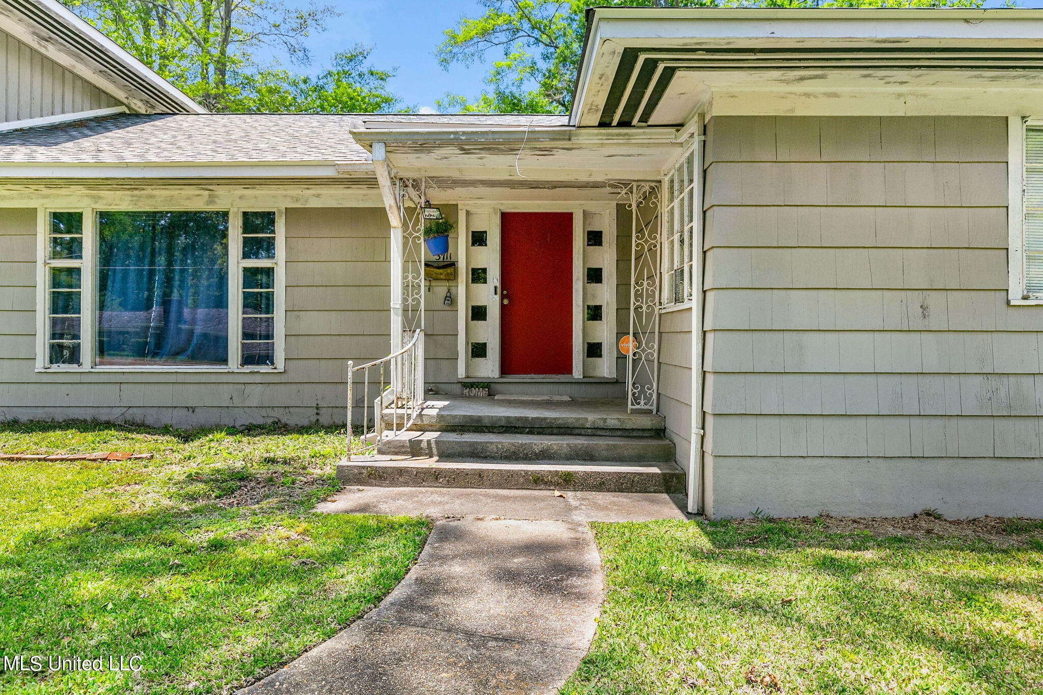 3711 Old Canton Road Jackson, MS 39206 - Photo 6 of 44 6-web-or-mls-3711 Old Canton-6