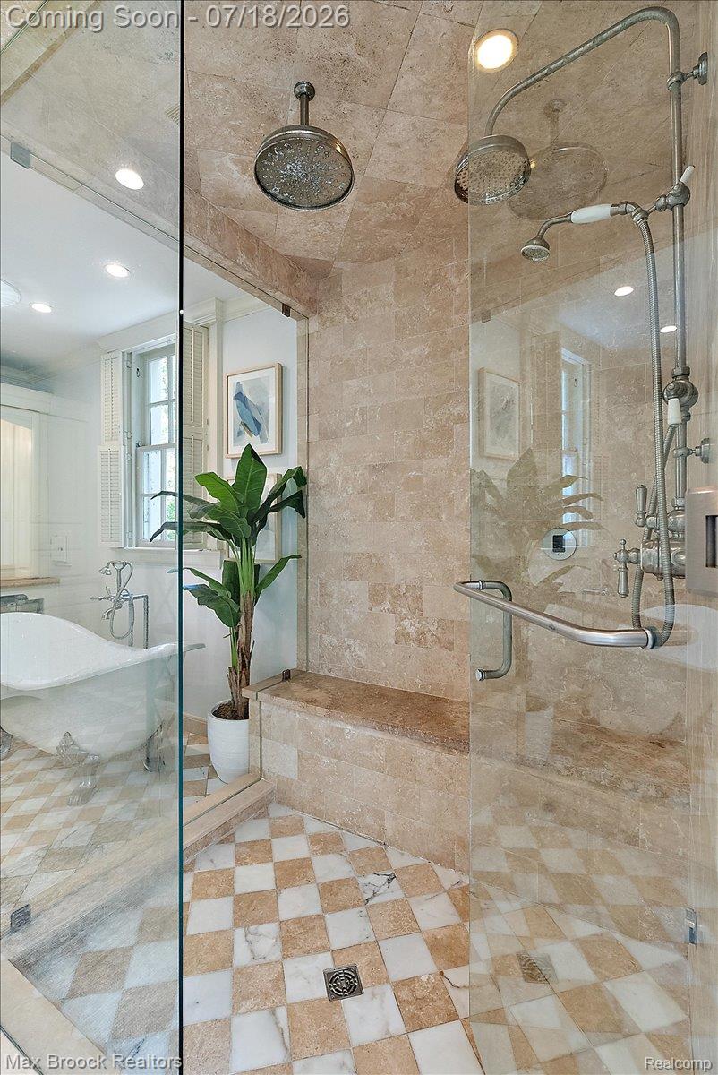294 Lincoln Road Grosse Pointe, MI 48230 - Photo 27 of 84 Primary Bathroom Steam Shower