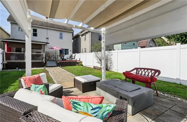 a front view of house with yard