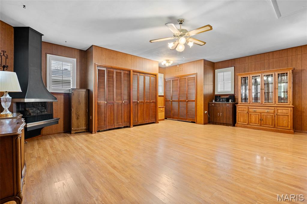 805 Carl Street Collinsville, IL 62234 - Photo 2 of 35