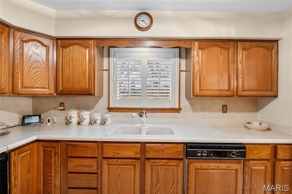 805 Carl Street Collinsville, IL 62234 - Photo 25 of 35