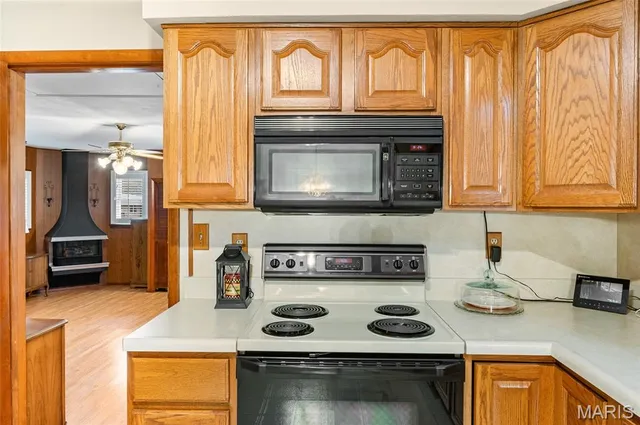 $249,900 | 805 Carl Street, Collinsville, IL 62234