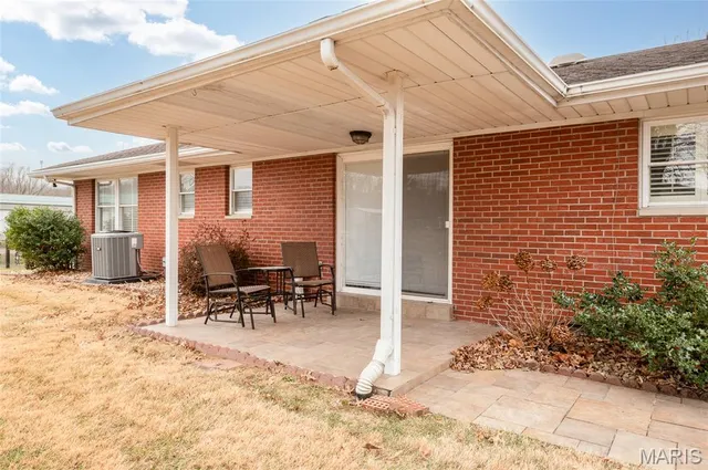 $249,900 | 805 Carl Street, Collinsville, IL 62234