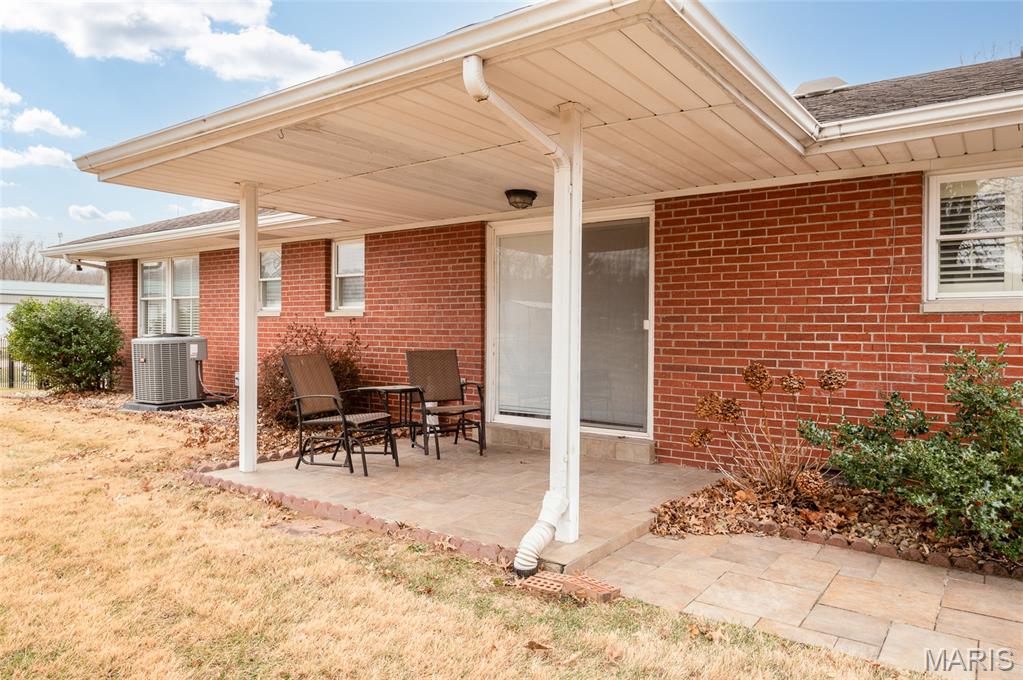 805 Carl Street Collinsville, IL 62234 - Photo 32 of 35