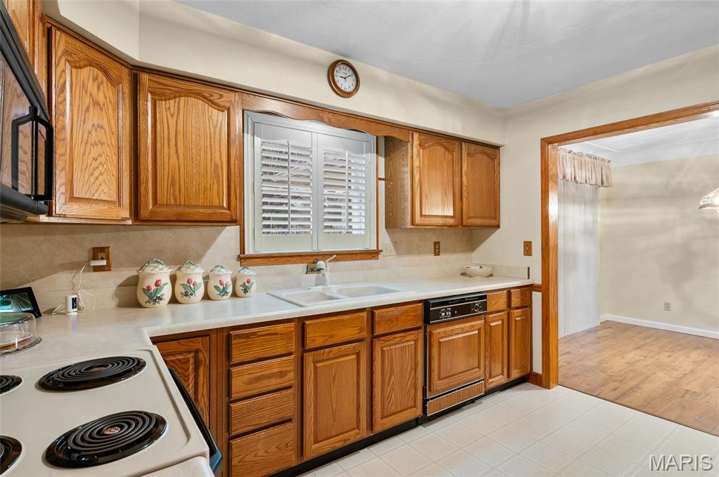 805 Carl Street Collinsville, IL 62234 - Photo 5 of 35