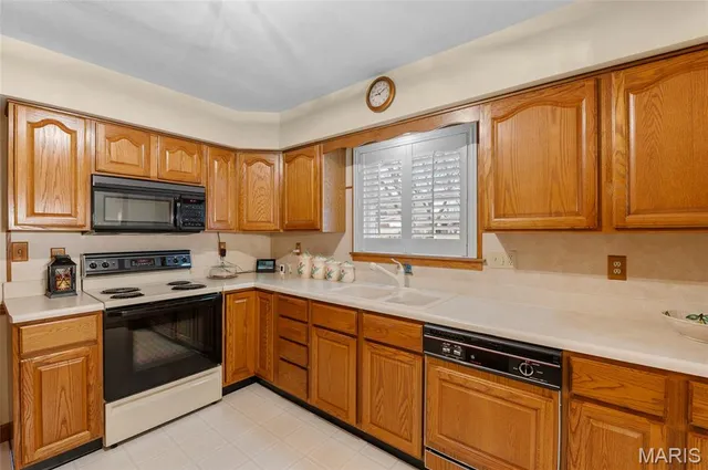 $249,900 | 805 Carl Street, Collinsville, IL 62234