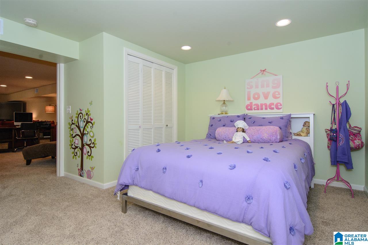 1313 Round Hill Road Birmingham, AL 35216 - Photo 25 of 32