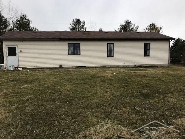 10390 Carter Road Freeland, MI 48623 - Photo 11 of 11 31344221-10.JPG