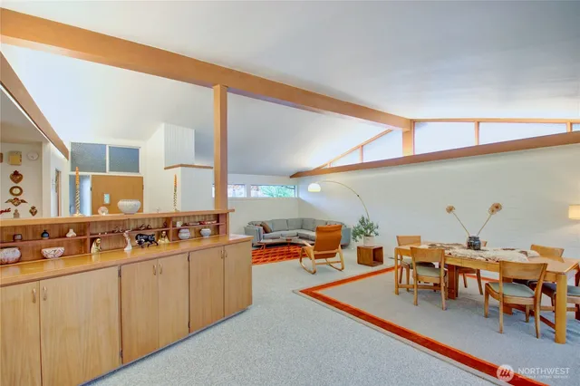 $679,000 | 1015 South 9th Street, Mount Vernon, WA 98274