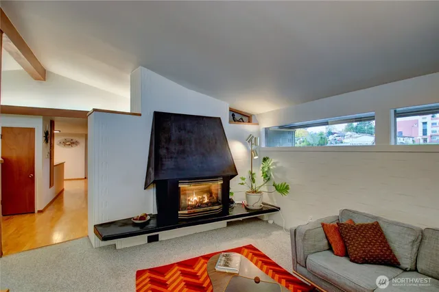 $679,000 | 1015 South 9th Street, Mount Vernon, WA 98274