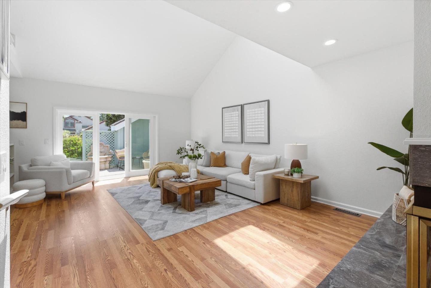 424 Greenbrier Road Half Moon Bay, CA 94019 - Photo 5 of 36