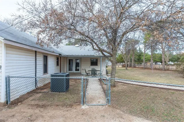 $229,900 | 1024 South 4th Street, Clyde, TX 79510