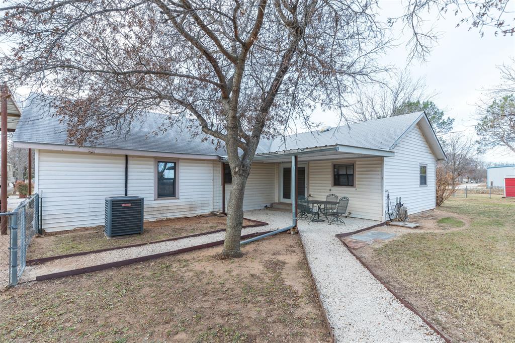 1024 South 4th Street Clyde, TX 79510 - Photo 32 of 40