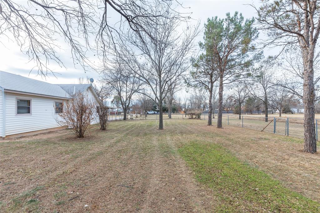 1024 South 4th Street Clyde, TX 79510 - Photo 35 of 40