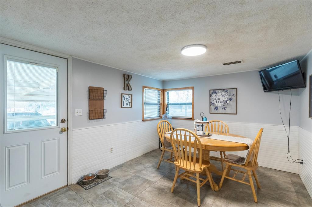 1024 South 4th Street Clyde, TX 79510 - Photo 6 of 40