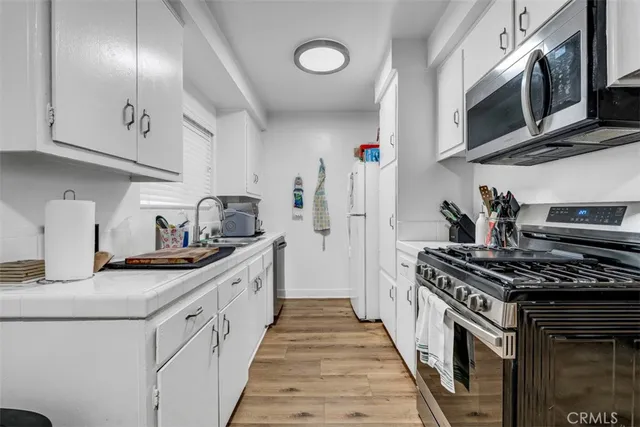 $3,640,000 | 6640 Darby Avenue, Reseda, CA 91335