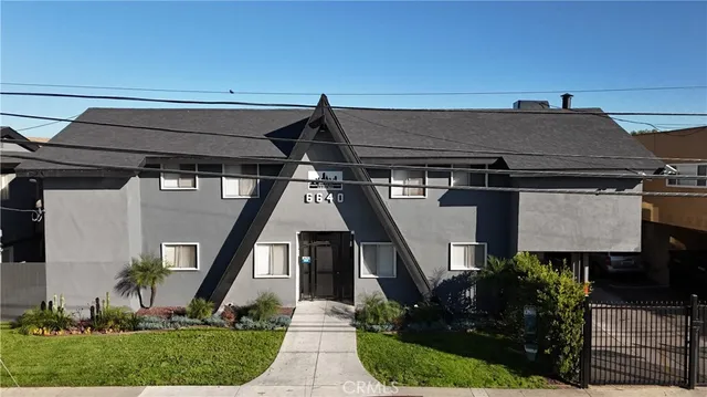 $3,640,000 | 6640 Darby Avenue, Reseda, CA 91335