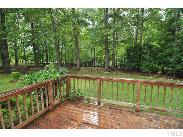 5705 Novaglen Road Durham, NC 27712 - Photo 17 of 20 BACK DECK