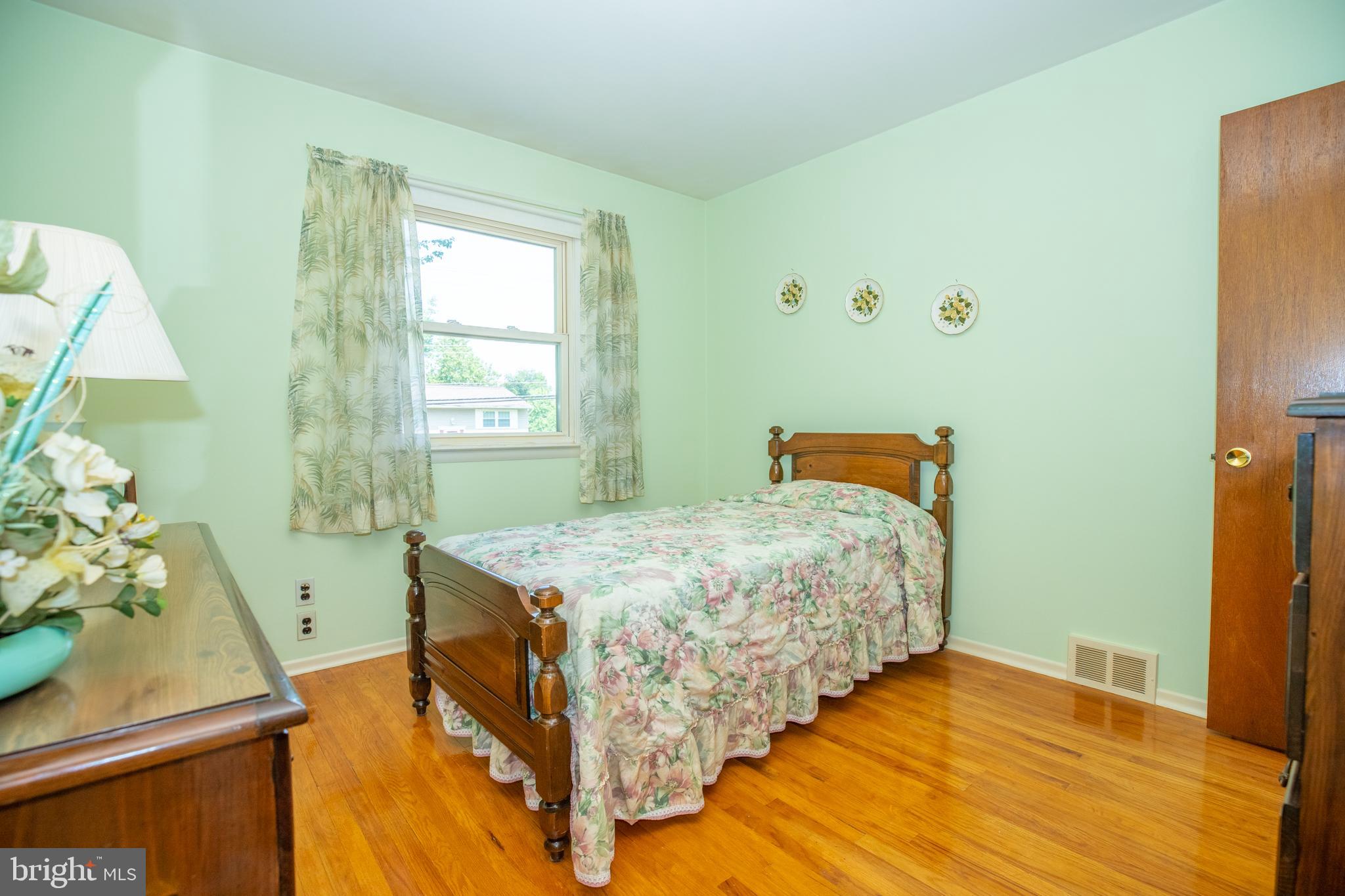 625 Pickering Road Southampton, PA 18966 - Photo 29 of 42 Gallery Image 29