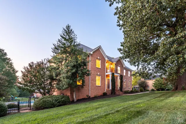 $649,900 | 1039 Ashburn Drive, Forest, VA 24551