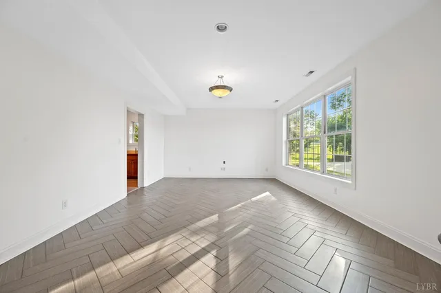 $649,900 | 1039 Ashburn Drive, Forest, VA 24551