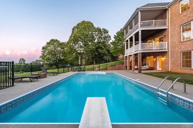 $649,900 | 1039 Ashburn Drive, Forest, VA 24551