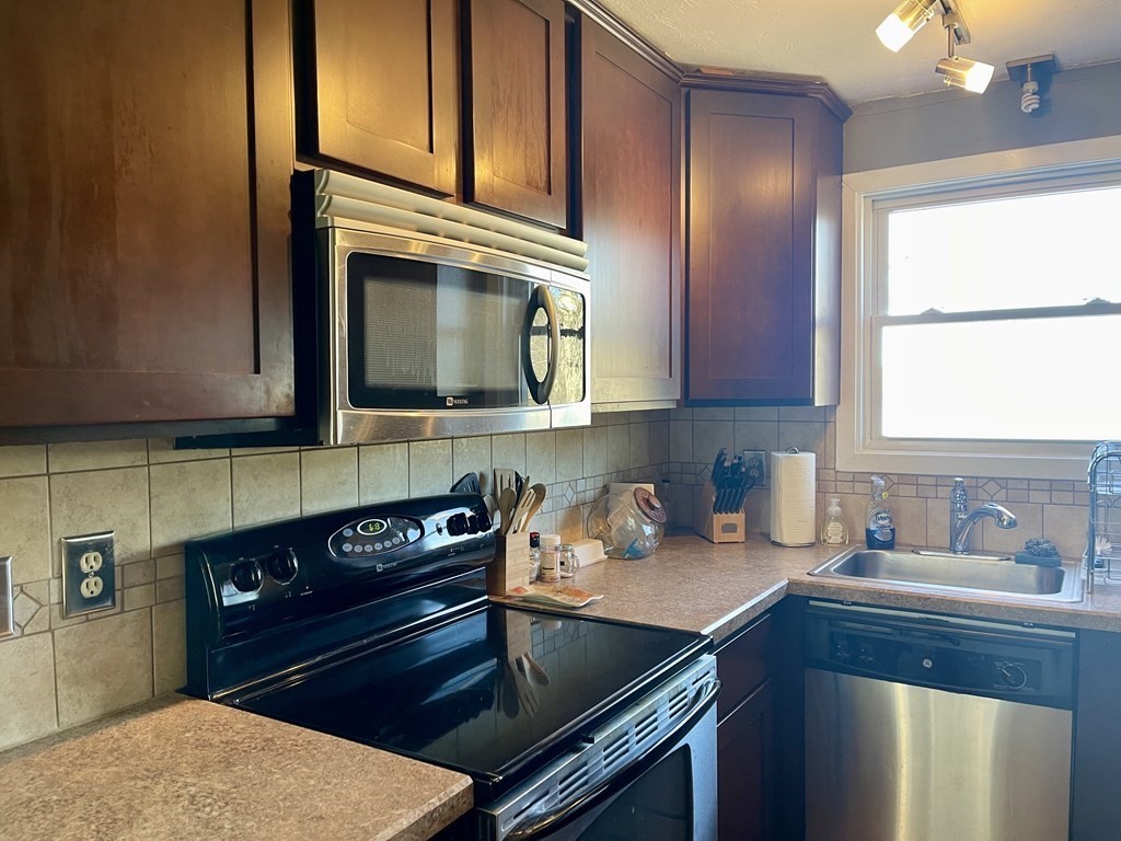 25 Stony Hill Road Holland, MA 01521 - Photo 5 of 16 Gallery Image 5