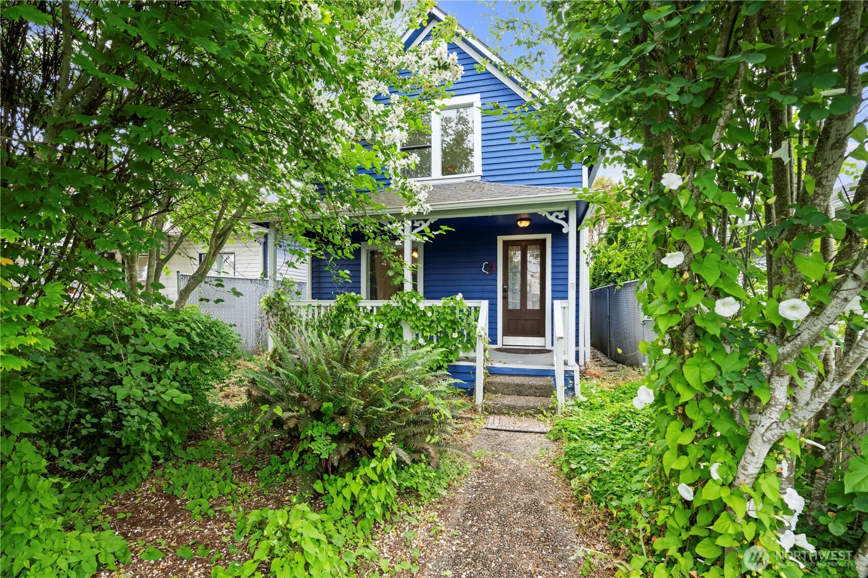 2410 State Street Everett, WA 98201 - Photo 2 of 24