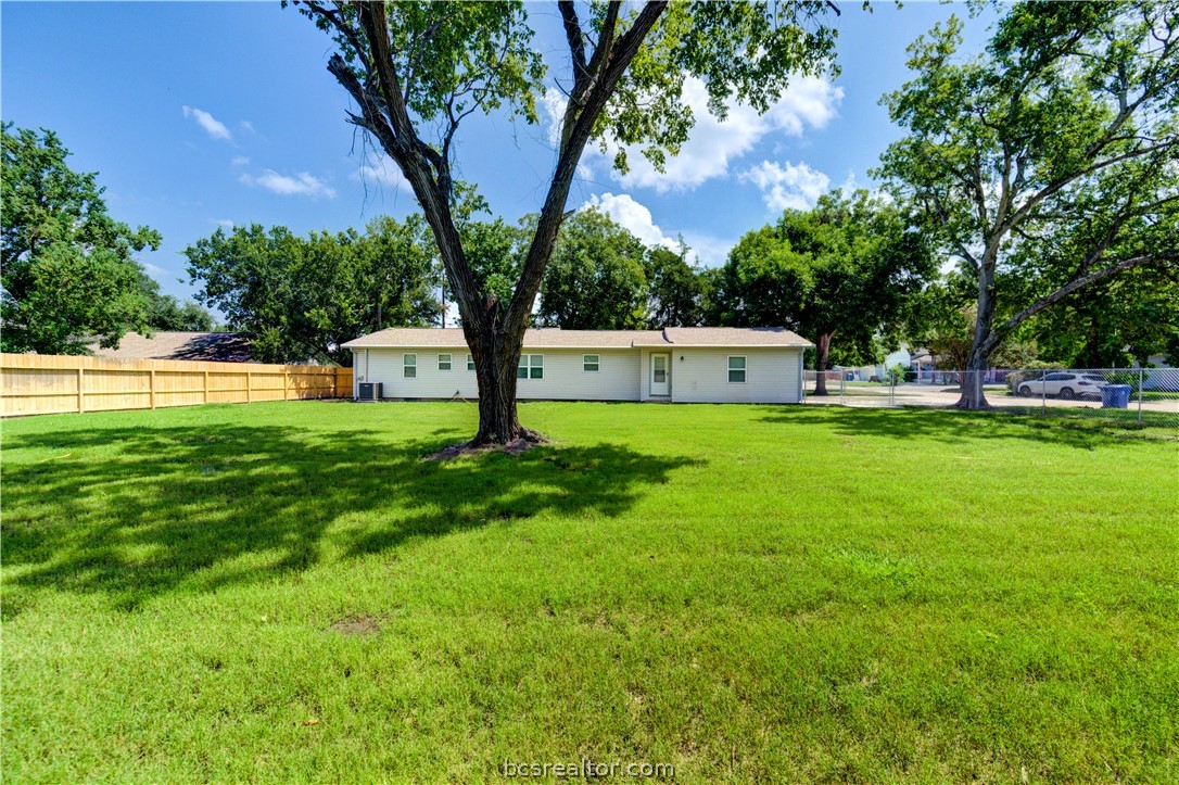703 Horlock Street Navasota, TX 77868 - Photo 35 of 37