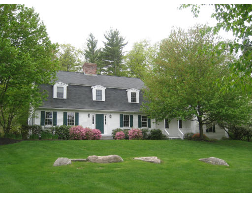 221 Robinson Road Boxborough, MA 01719 - Photo 3 of 27