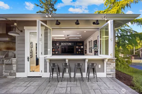 $2,995,000 | 19710 166th Avenue Northeast, Woodinville, WA 98072