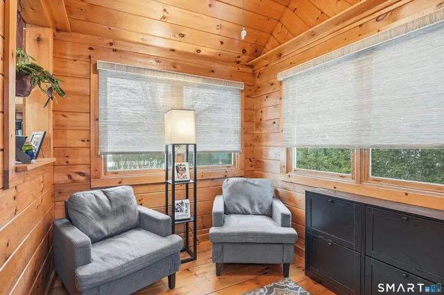 $399,000 | 668 Quinebaug Road, Quinebaug, CT 06262