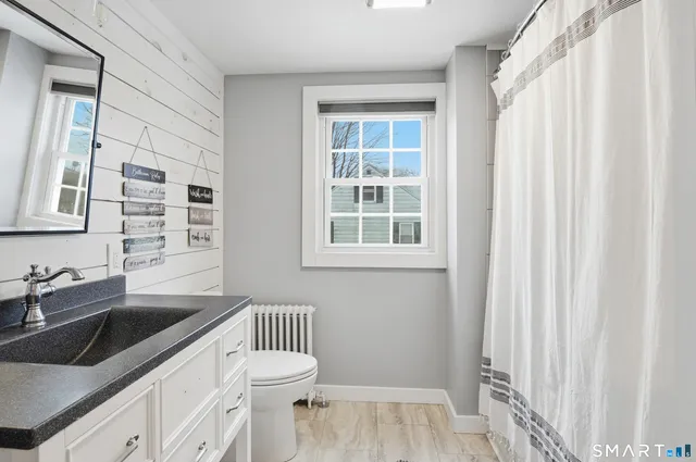 $399,000 | 668 Quinebaug Road, Quinebaug, CT 06262