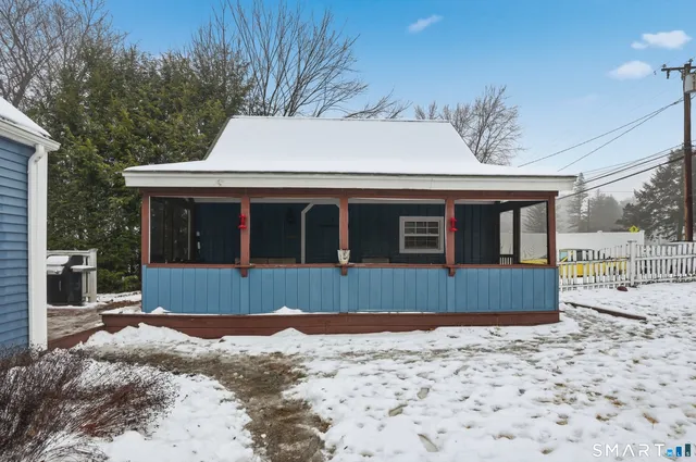 $399,000 | 668 Quinebaug Road, Quinebaug, CT 06262