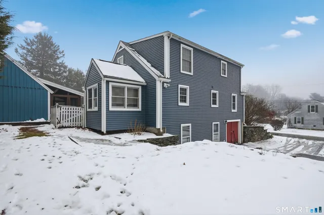 $399,000 | 668 Quinebaug Road, Quinebaug, CT 06262