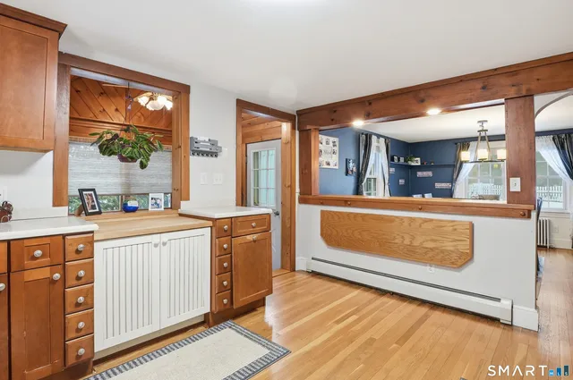 $399,000 | 668 Quinebaug Road, Quinebaug, CT 06262