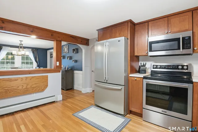 $399,000 | 668 Quinebaug Road, Quinebaug, CT 06262