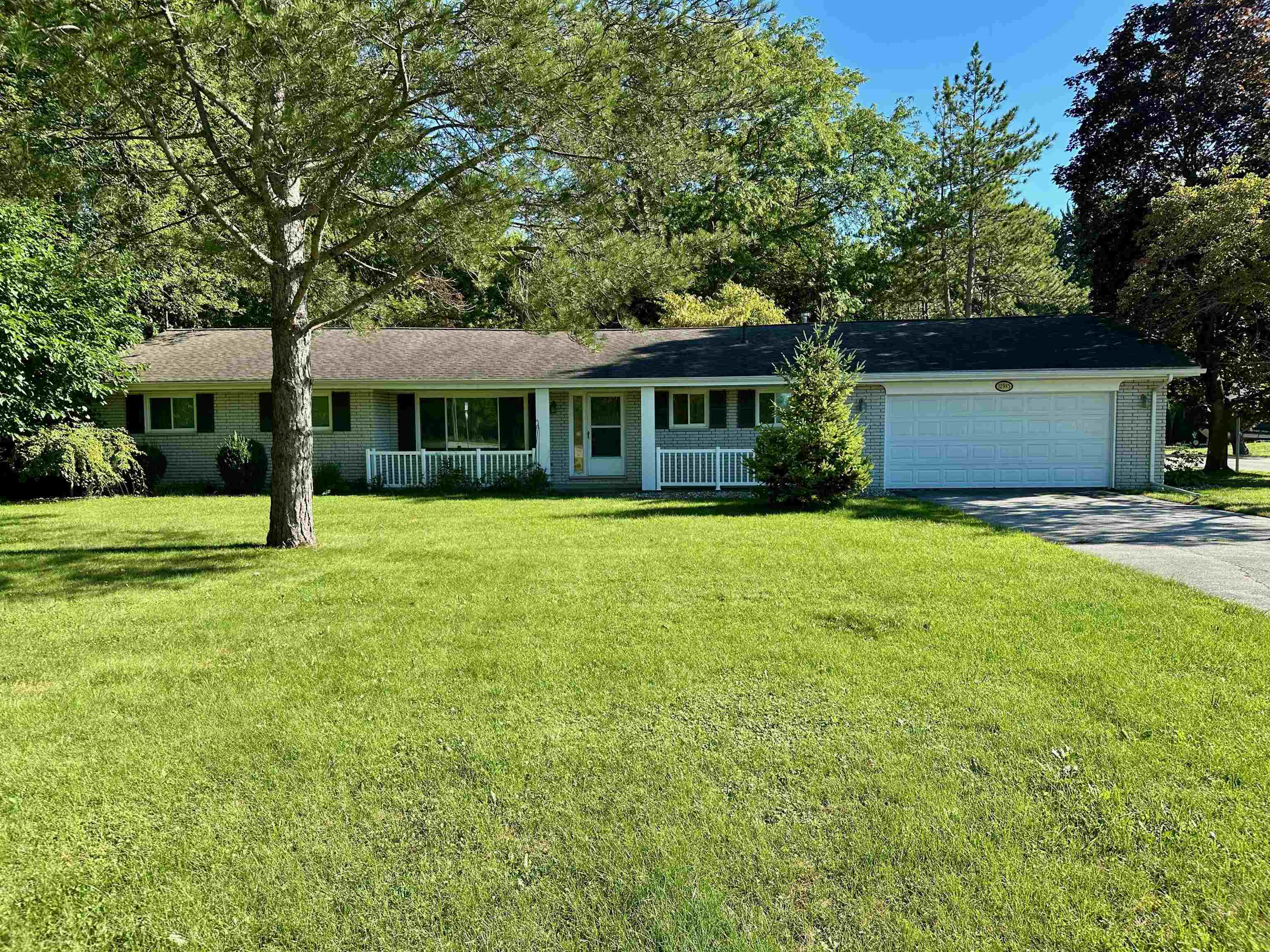 12985 Gratiot Road Hemlock, MI 48626 - Photo 2 of 30 Gallery Image 2