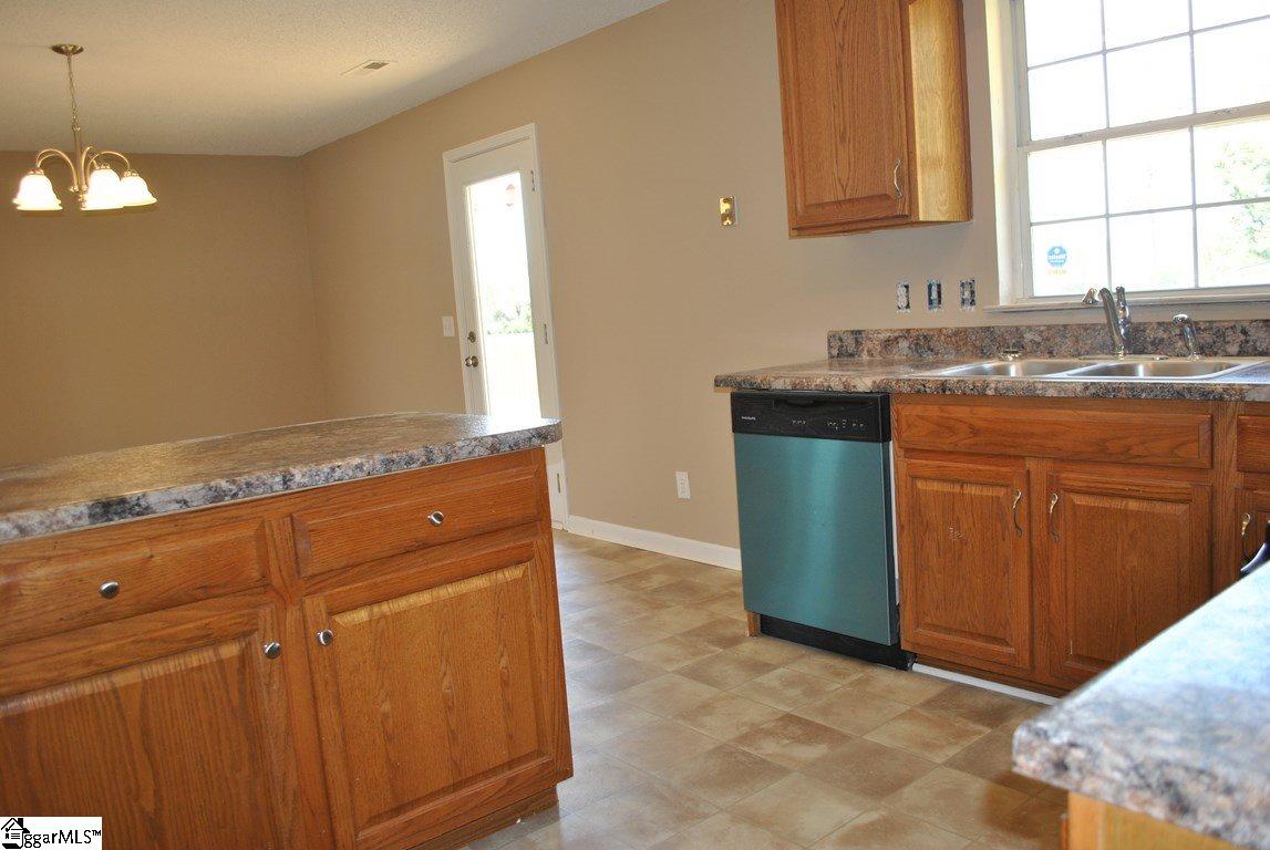 2053 Twin Bridge Road Gaffney, SC 29341 - Photo 8 of 26