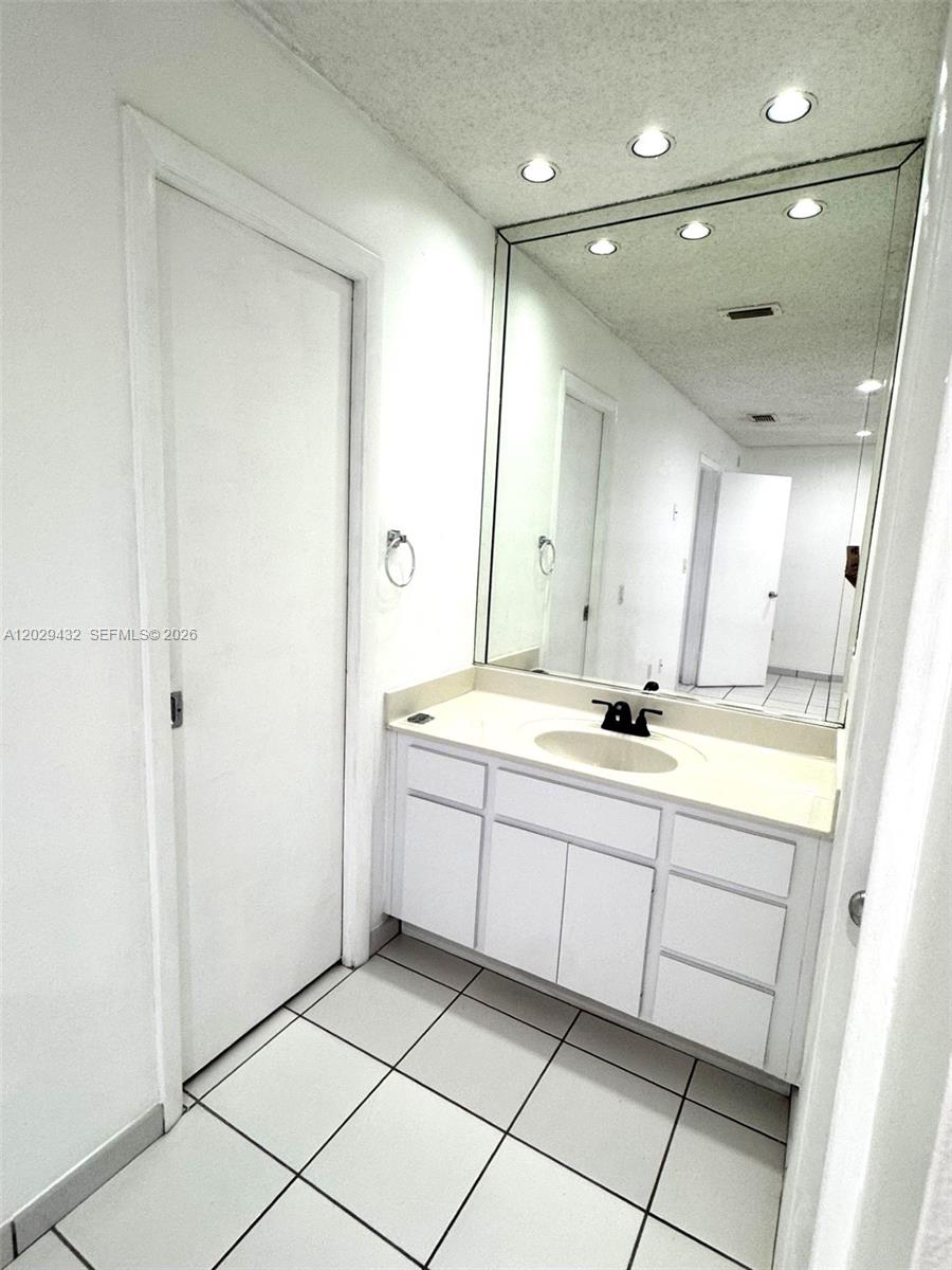 15084 Southwest 62nd Street, Unit 15084 Miami, FL 33193 - Photo 14 of 29