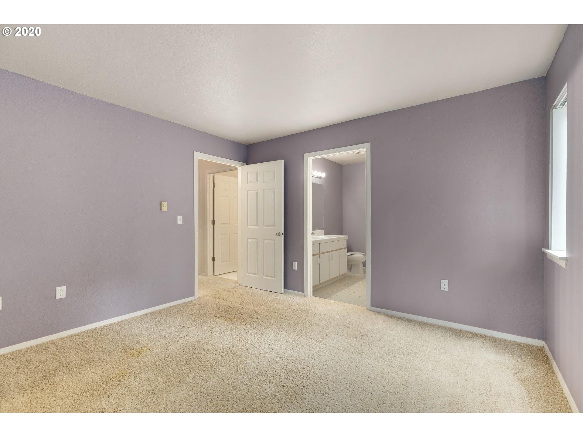 5225 Jean Road, Unit 506 Lake Oswego, OR 97035 - Photo 13 of 25